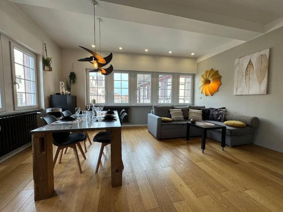 Apartment L'arsenal - Centre - Poche Commerces & Restaurant - 6 P