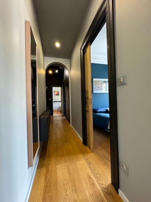 Apartment L'arsenal - Centre - Poche Commerces & Restaurant - 6 P