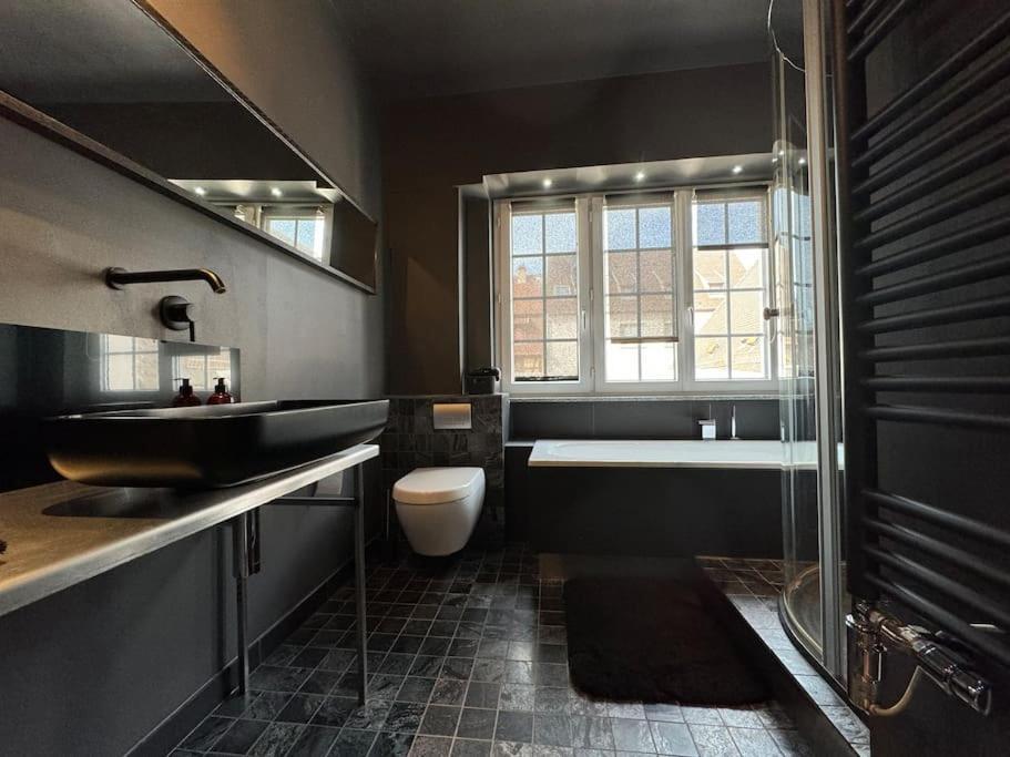 L'arsenal - Centre - Poche Commerces & Restaurant - 6 P Apartment *